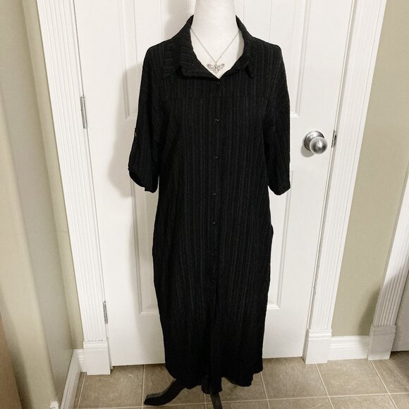 Elegant Black Women's Dress - Picture 5 of 13